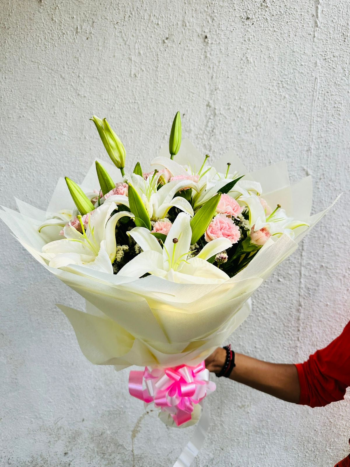 lily flower hand bouquet White Lily Hand Bouquet – Blooms Only