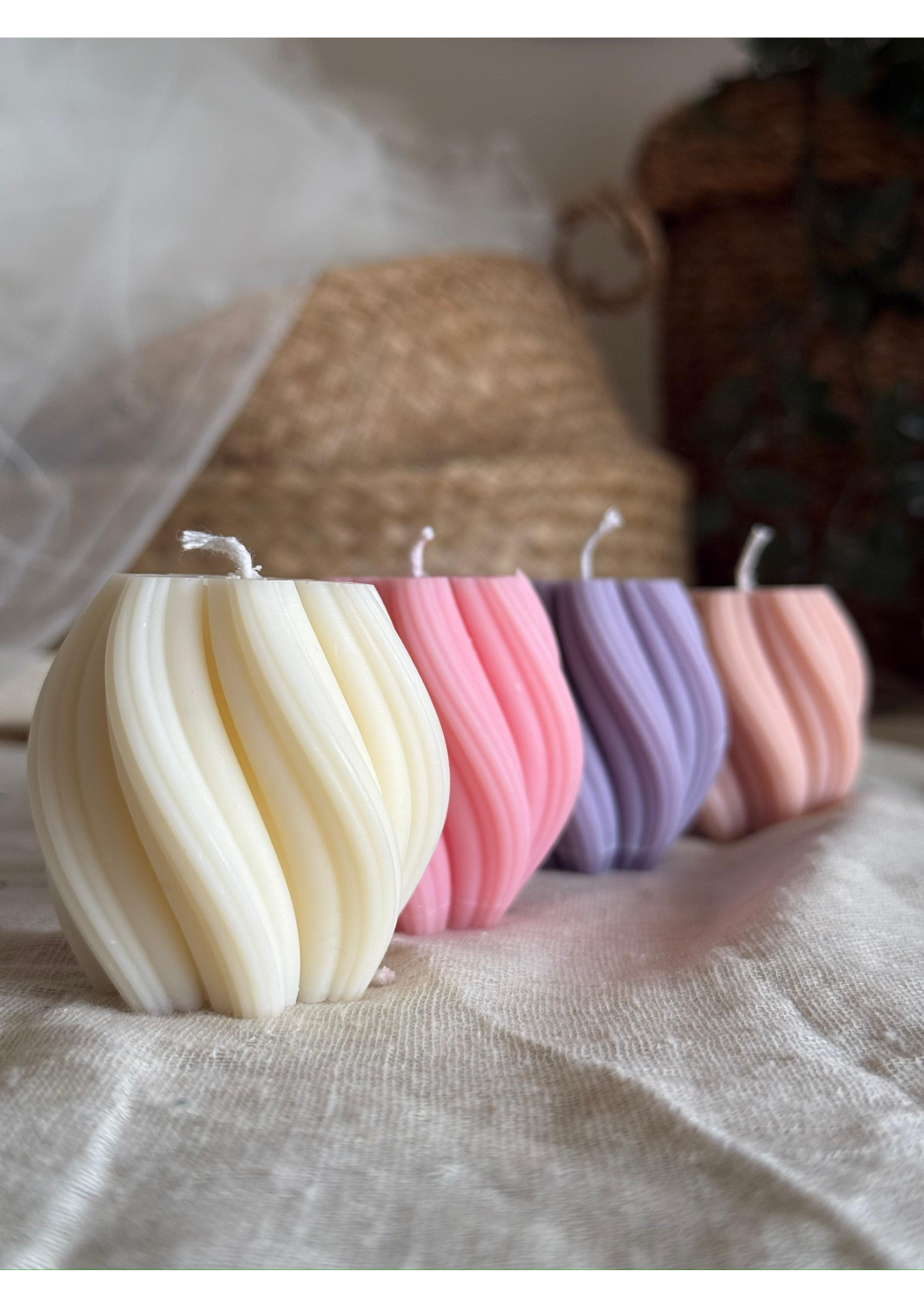 Twirl Glow Candle