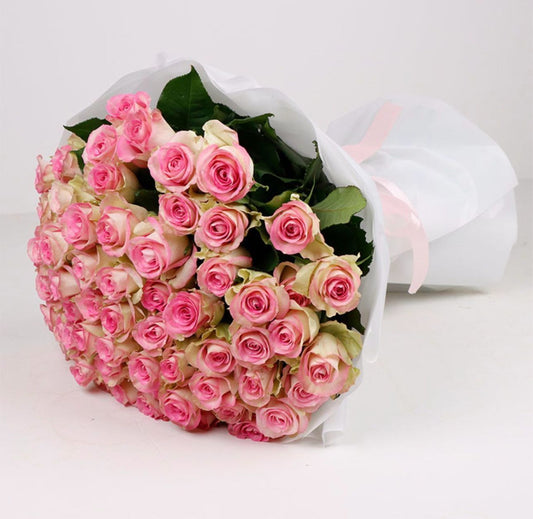 100 Pink Roses hand bouquet