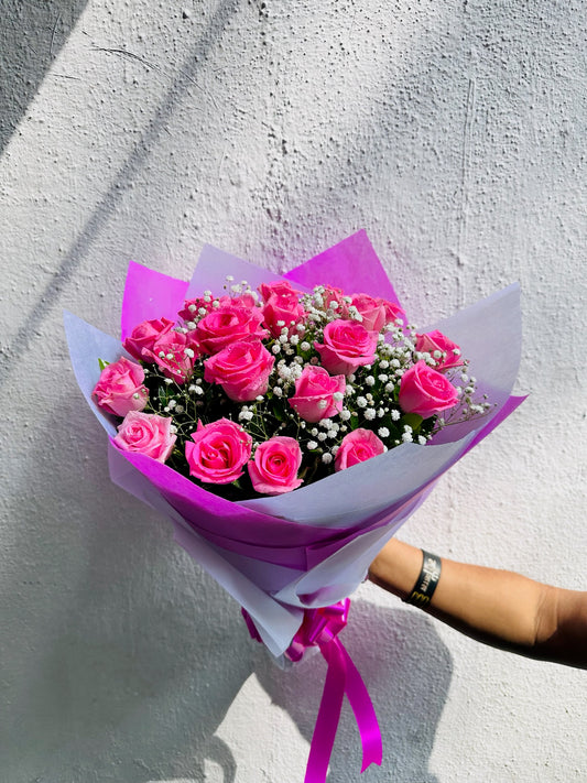 Roses hand bunch