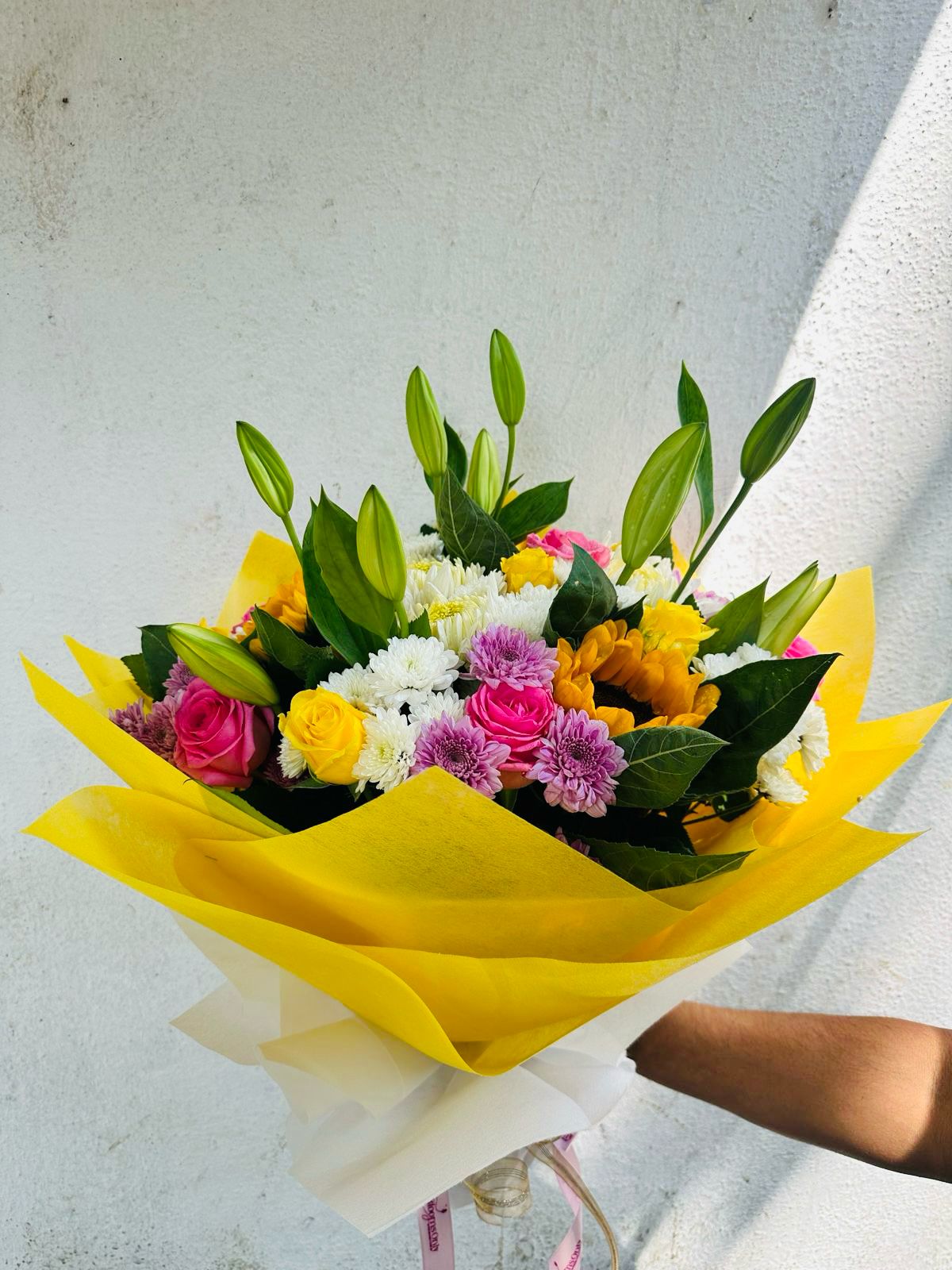 Mix flowers hand bunch