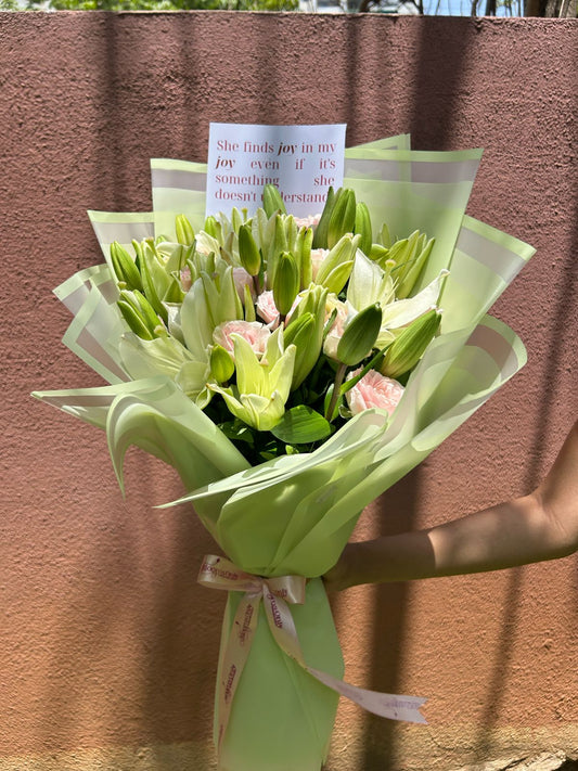 Lily & Light Hand Bouquet