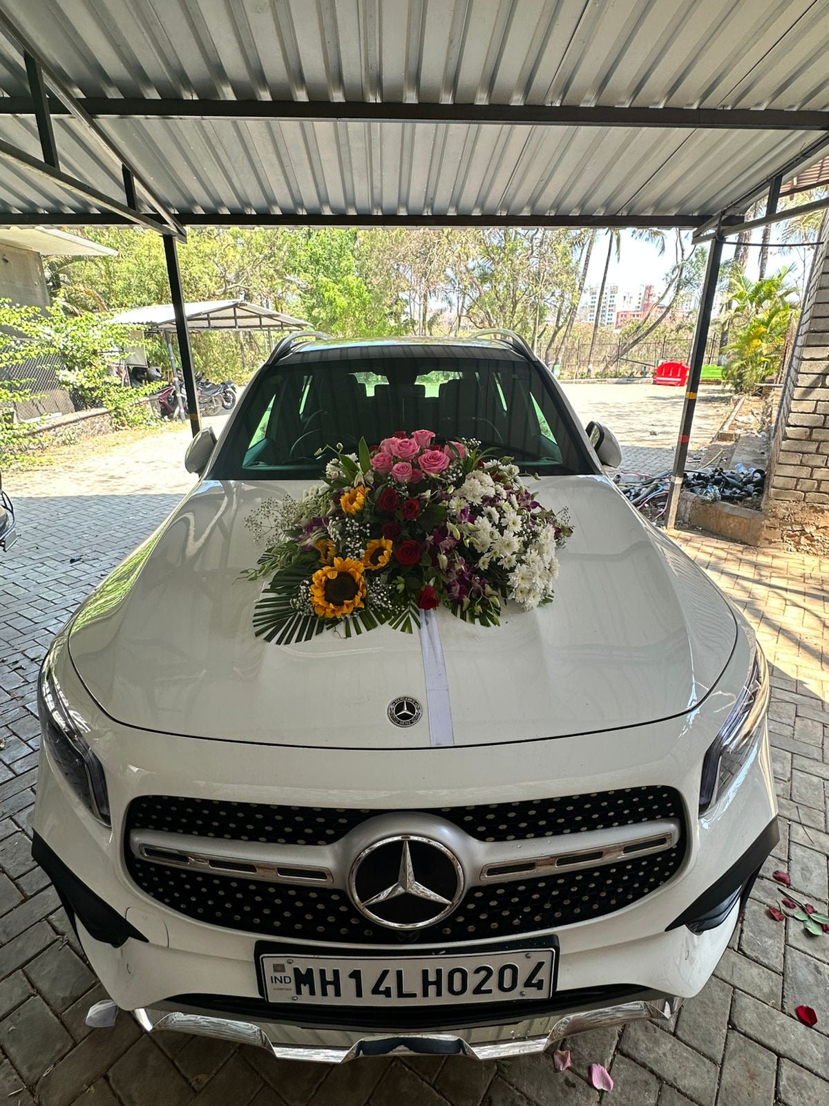 Car Decar Car Décor – Blooms Only